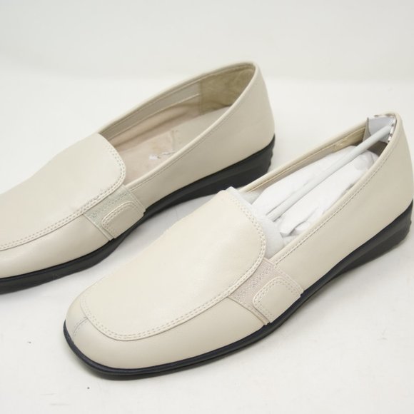 easy street shoes website